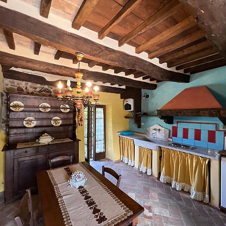 Podere Beatrice 20 Pax By Villasretreats Bardine di San Terenzo Exterior photo